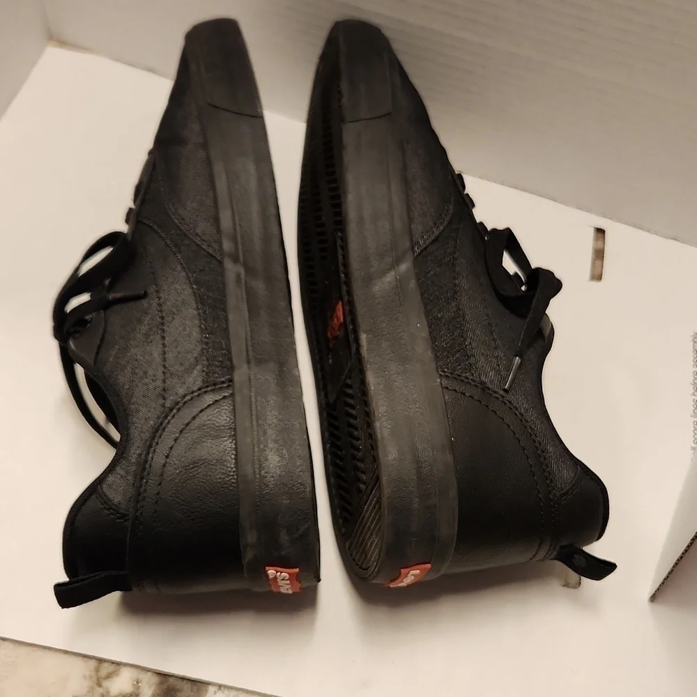 Levis Shoes Mens Size 13 Comfort Sneakers